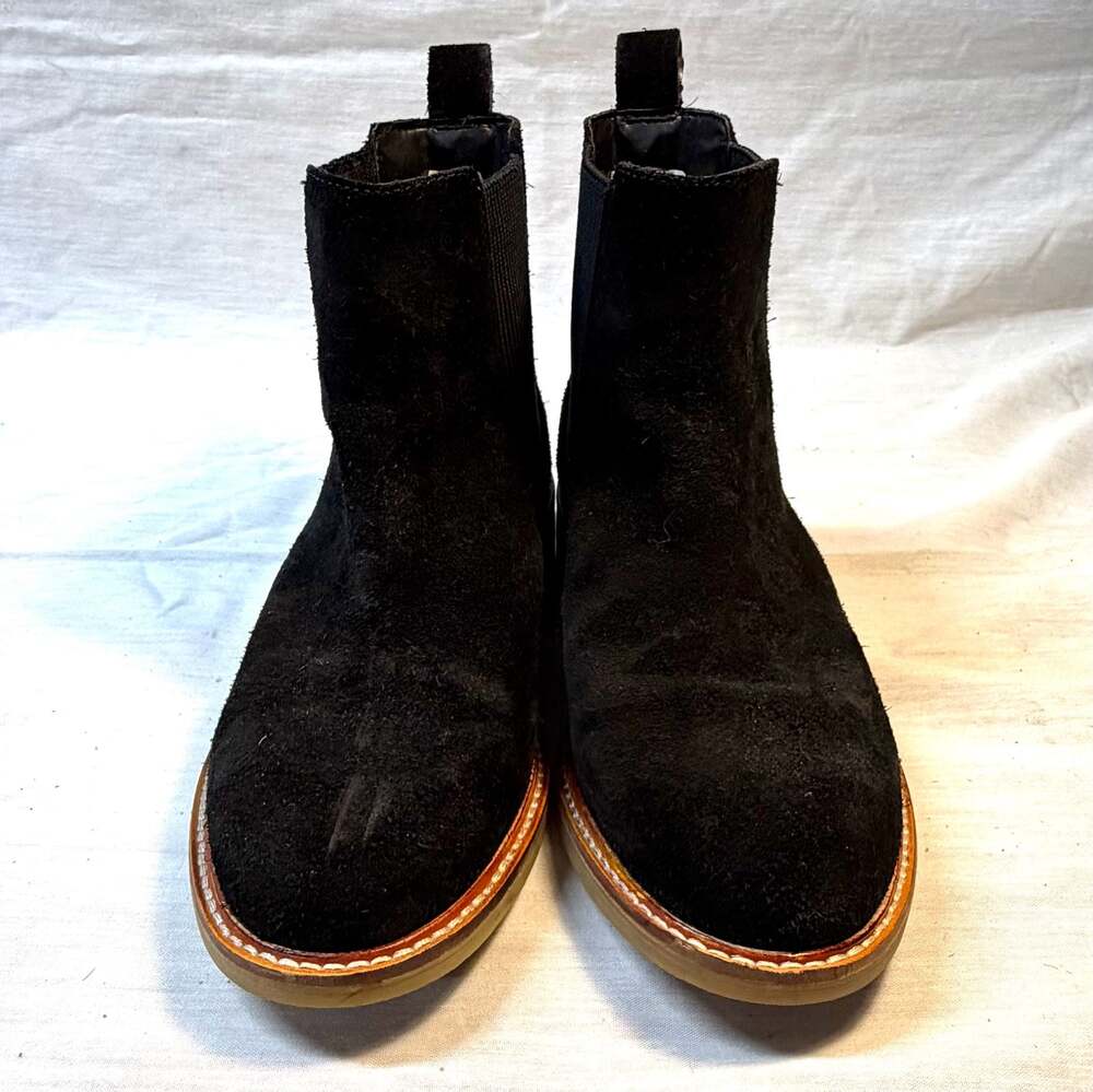 Clarks Women's Clarkdale Arlo Black Suede Chelsea Boots US 7.5